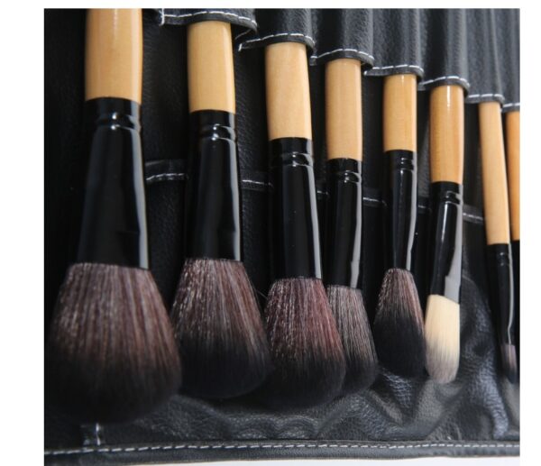 32 black wood color rayon makeup brush professional makeup brush set - Image 2