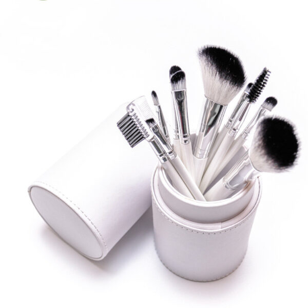 New 8 Makeup Brush Set, Eye Shadow, Blush, Foundation Brush, Makeup And Beauty Tools - Image 5