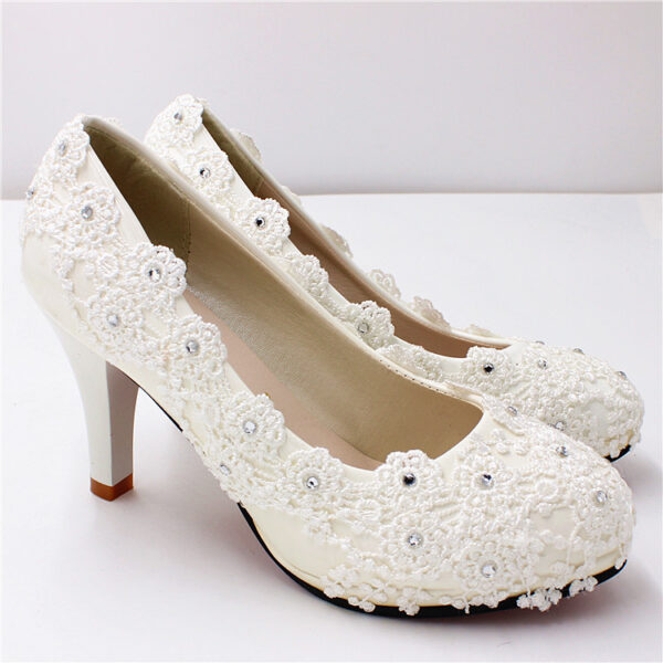 White Oversized High Heeled Women's Shoes - Image 2