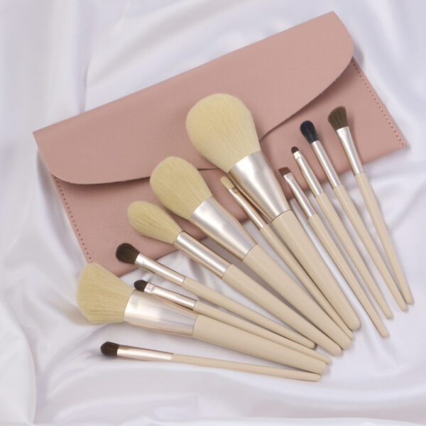 Set Of 12 Makeup Brushes - Image 2