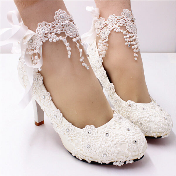 White Oversized High Heeled Women's Shoes - Image 3