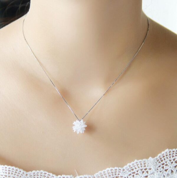 Ladies Korean necklace - Image 3