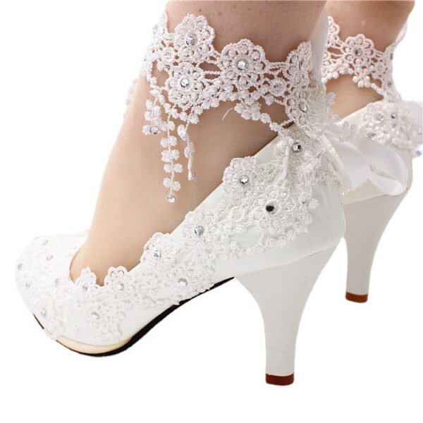 White Oversized High Heeled Women's Shoes - Image 4